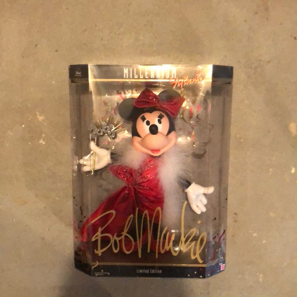 Bob Mackie Limited Edition Millennium Minnie
